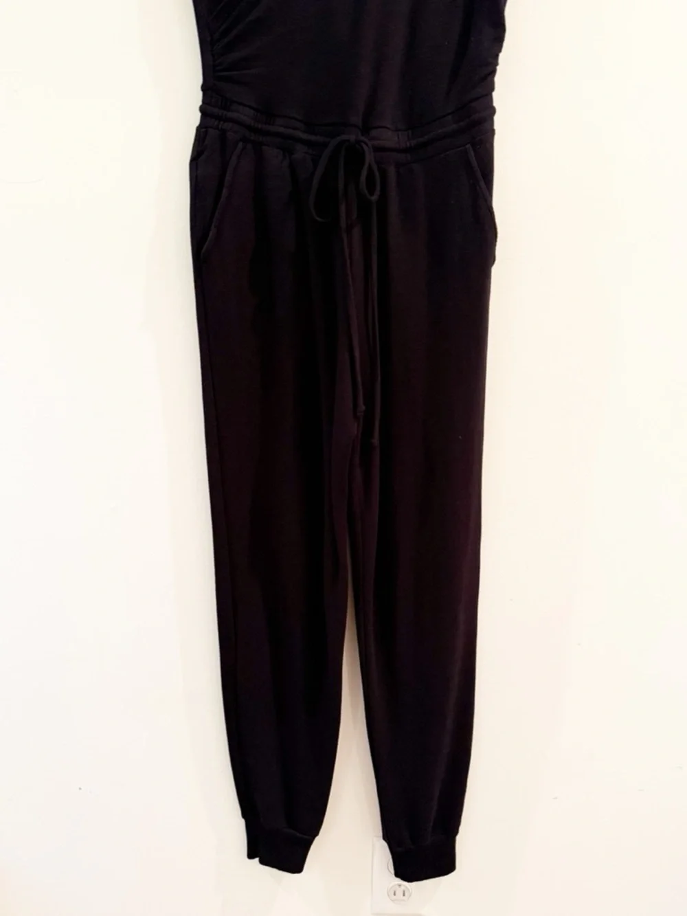 Monrow Black Crossover V-Neck Drawstring Jumpsuit - Picture 4 of 13